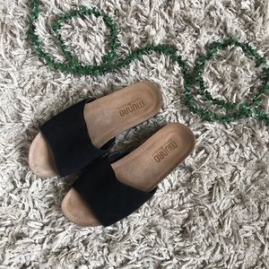Munro Black Suede Laya Comfort Shoe Wedge Slides